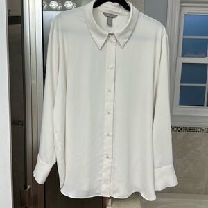 H&M XXL button down silky type blouse
